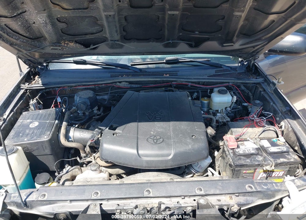 2015 TOYOTA TACOMA BASE V6 VIN: 5TFLU4EN6FX136016