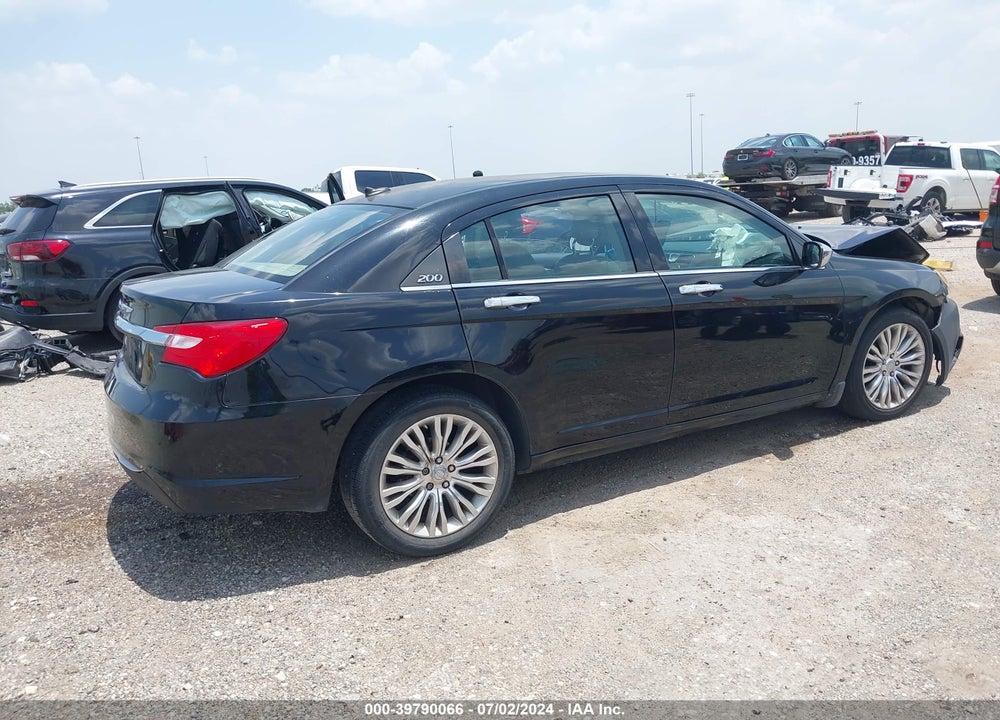 2012 CHRYSLER 200 VIN: 1C3CCBCG4CN213215