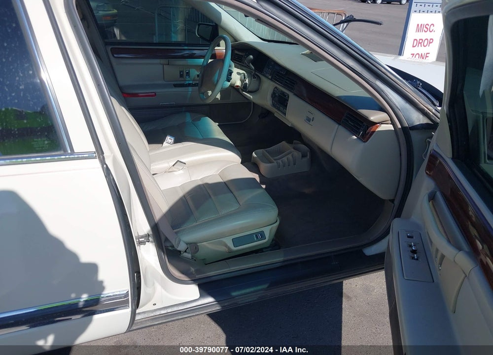 1996 CADILLAC DEVILLE VIN: 1G6KD52Y3TU275911
