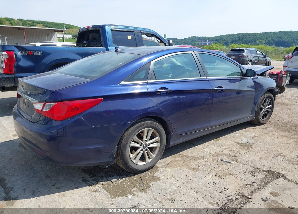 2013 HYUNDAI SONATA GLS VIN: 5NPEB4AC1DH807071