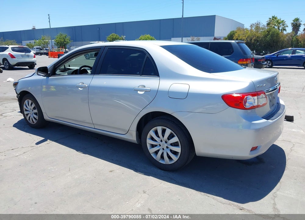 2013 TOYOTA COROLLA LE VIN: 2T1BU4EE0DC004456