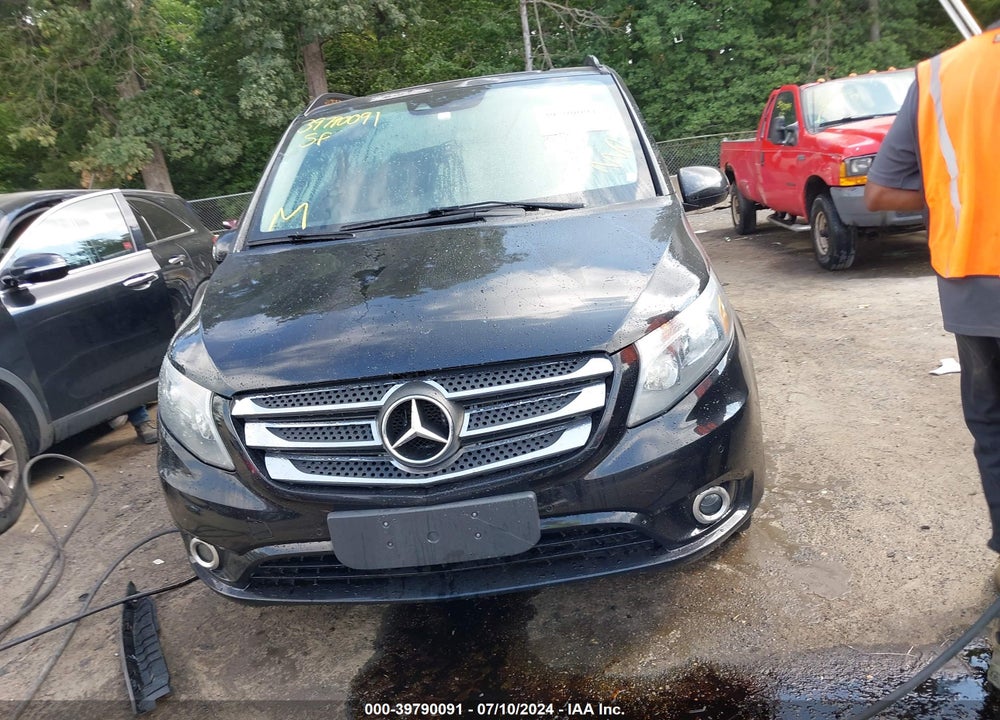 2016 MERCEDES-BENZ METRIS VIN: WD4PG2EE2G3125459