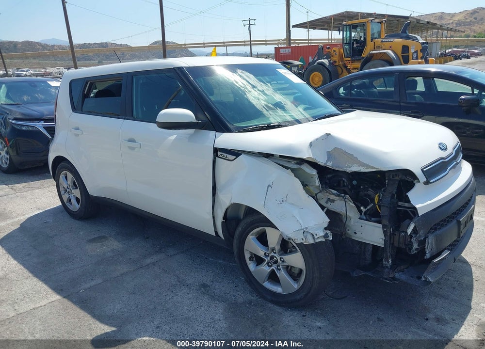 2018 KIA SOUL VIN: KNDJN2A21J7535977