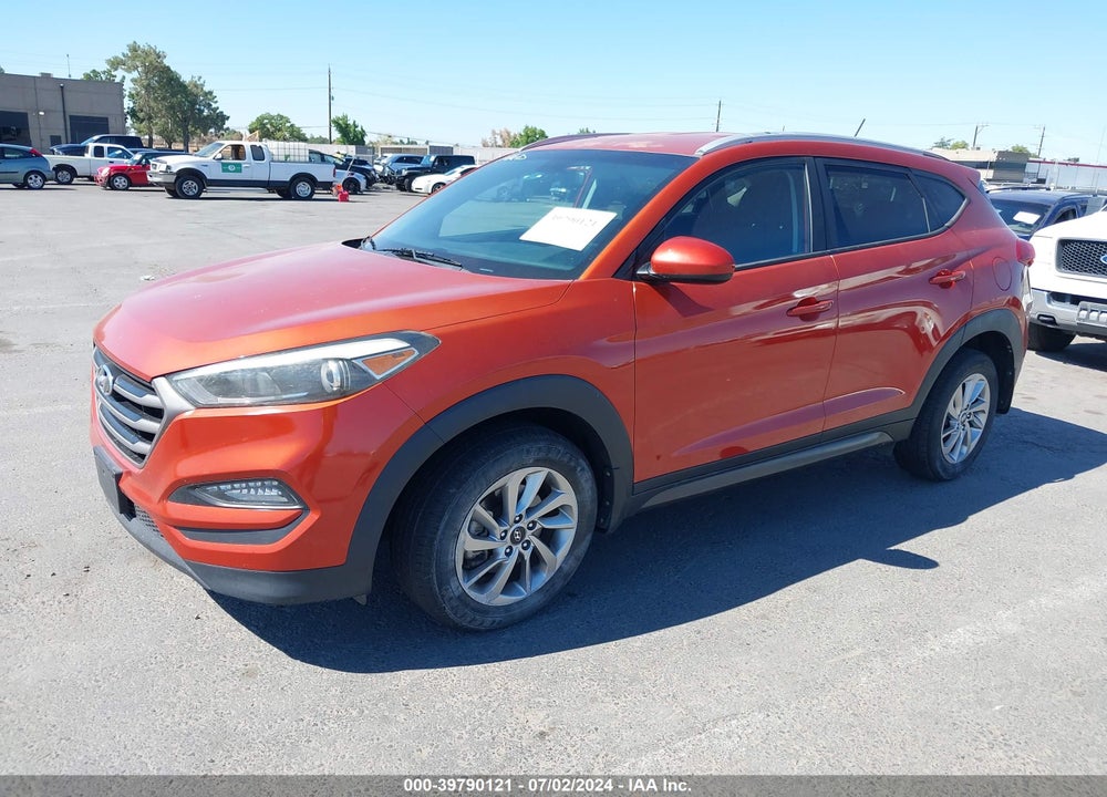 2016 HYUNDAI TUCSON SE VIN: KM8J33A49GU187350