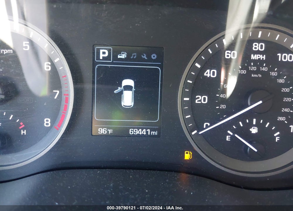 2016 HYUNDAI TUCSON SE VIN: KM8J33A49GU187350