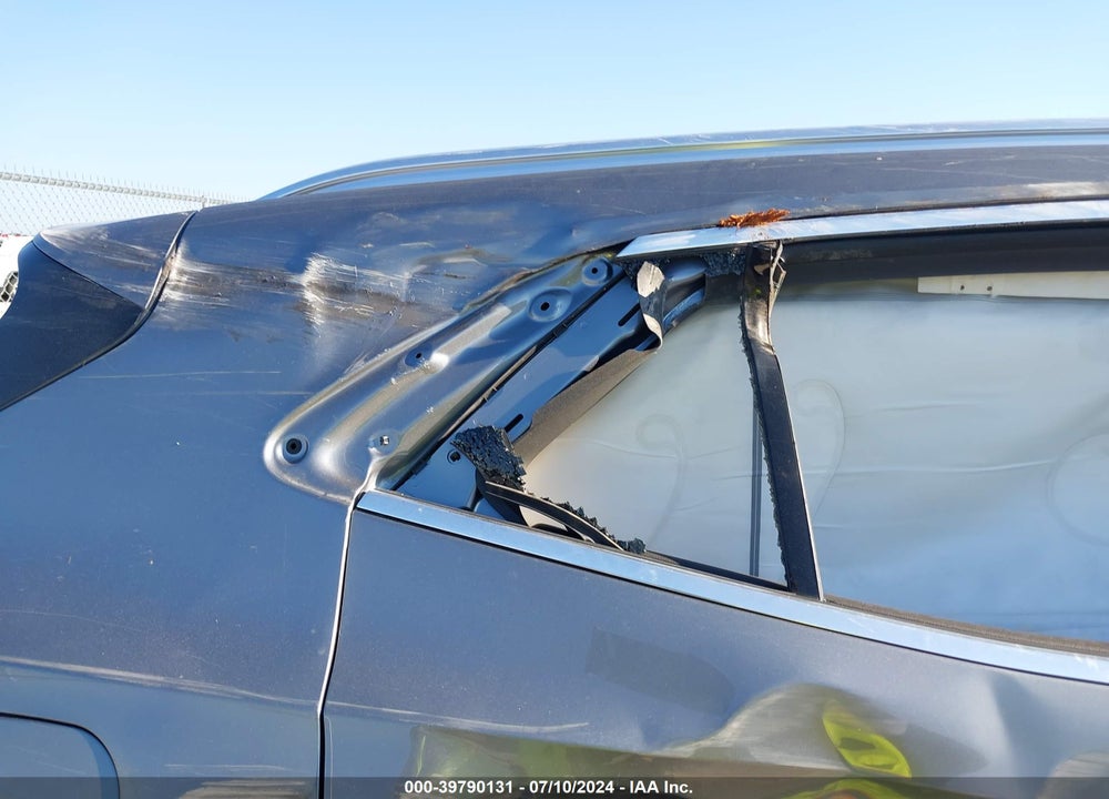 2021 BUICK ENVISION FWD ESSENCE VIN: LRBFZNR41MD163613