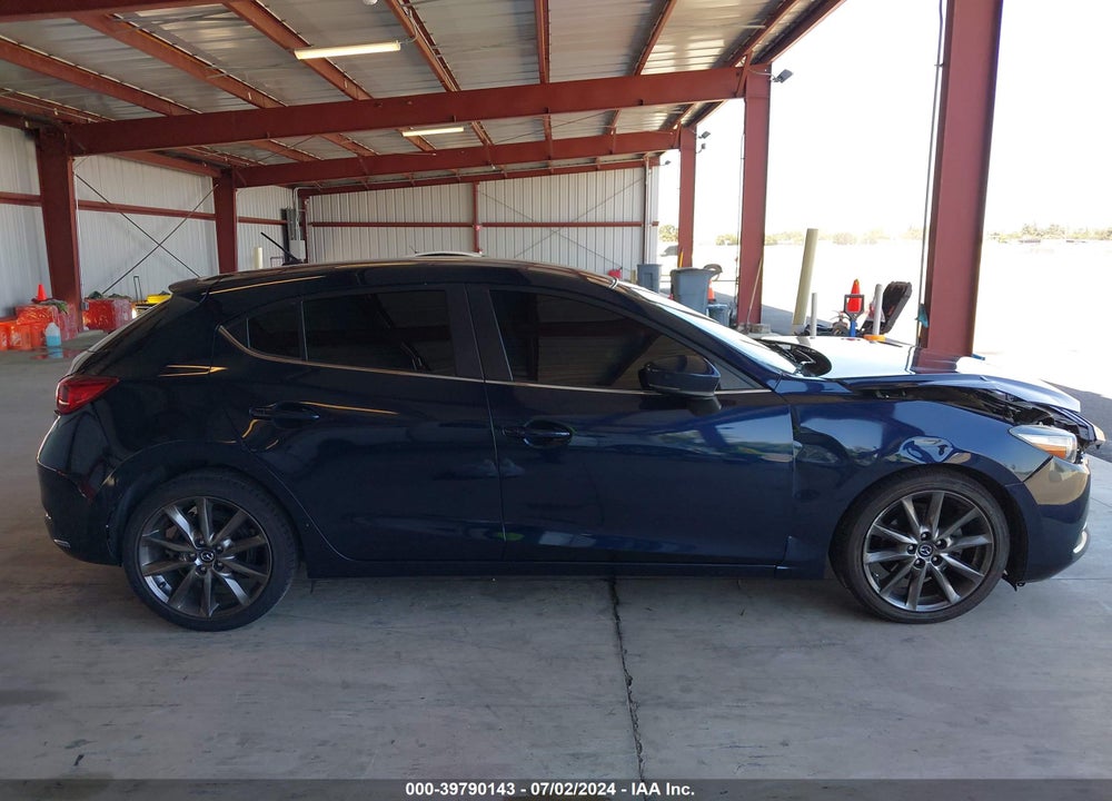 2018 MAZDA 3 TOURING VIN: 3MZBN1L3XJM183585