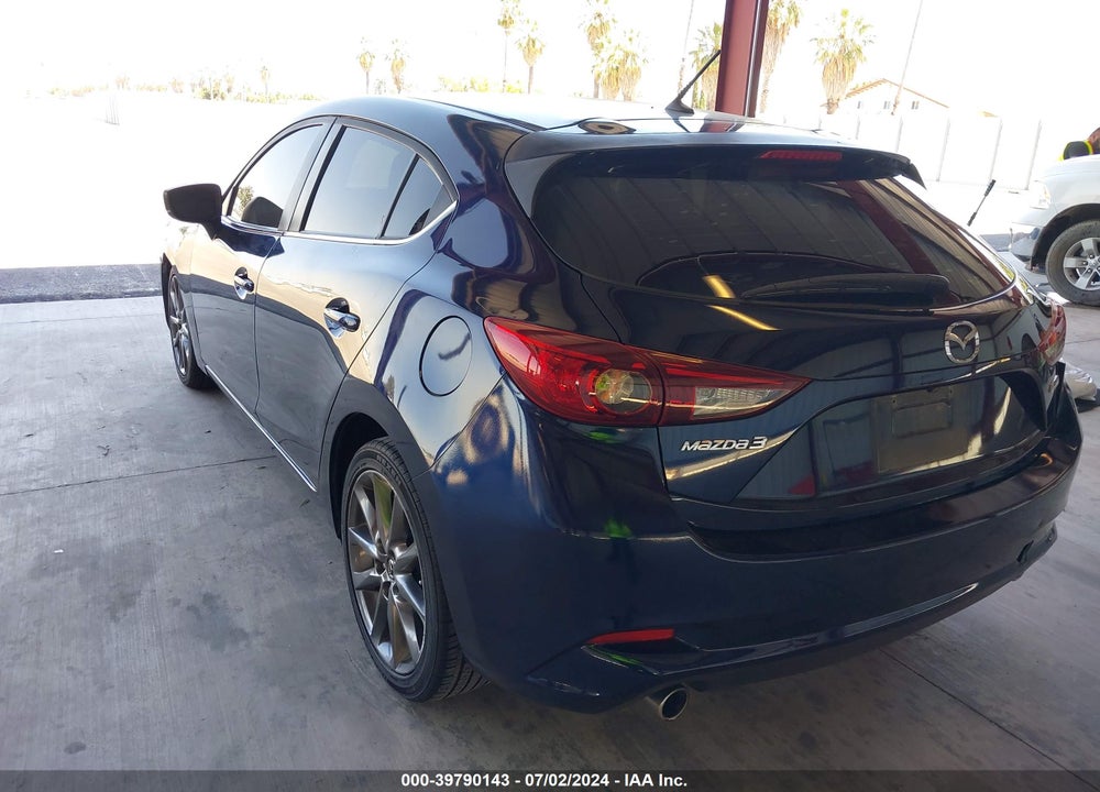 2018 MAZDA 3 TOURING VIN: 3MZBN1L3XJM183585