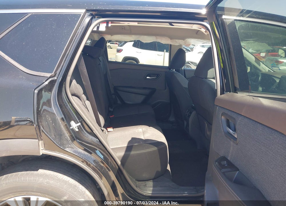2021 NISSAN ROGUE SV FWD VIN: 5N1AT3BA4MC811559