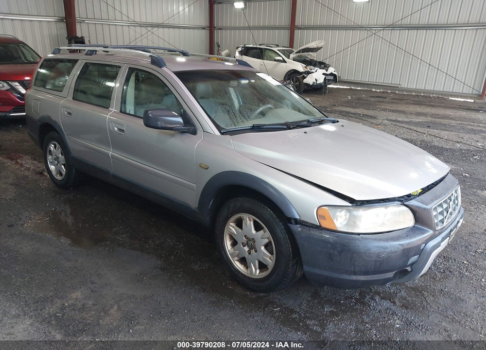 2005 VOLVO XC70 2.5T AWD VIN: YV1SZ592951201147