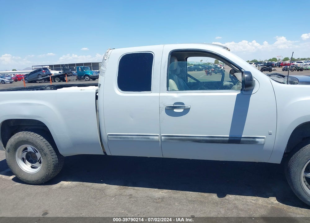 2007 GMC SIERRA 1500 SLT VIN: 2GTEK19J571694636