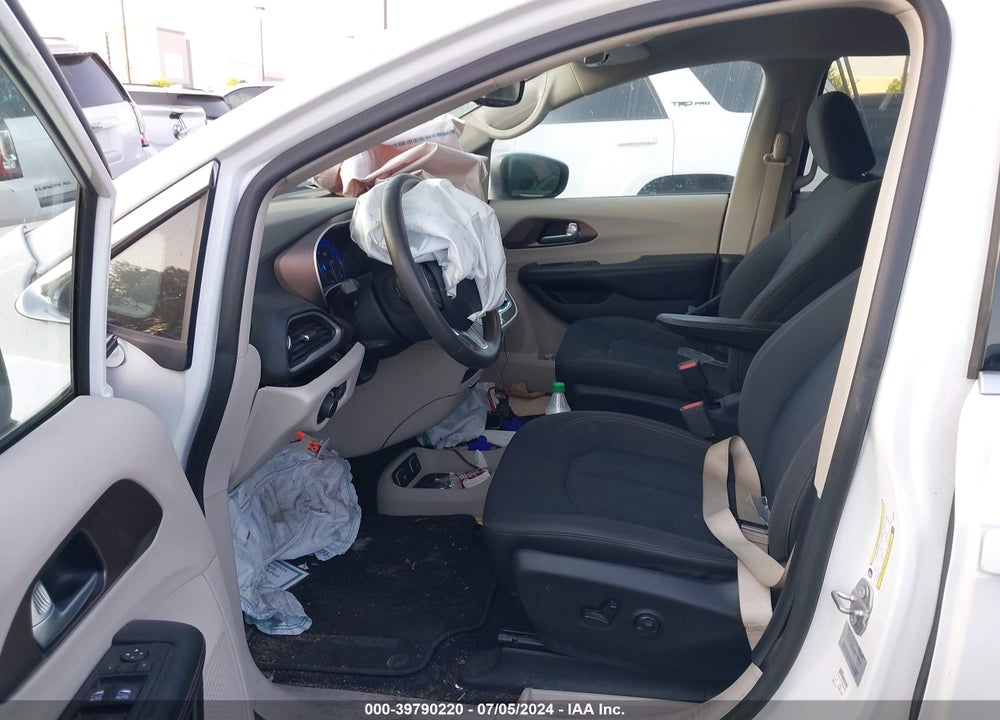 2017 CHRYSLER PACIFICA TOURING VIN: 2C4RC1DG1HR663865