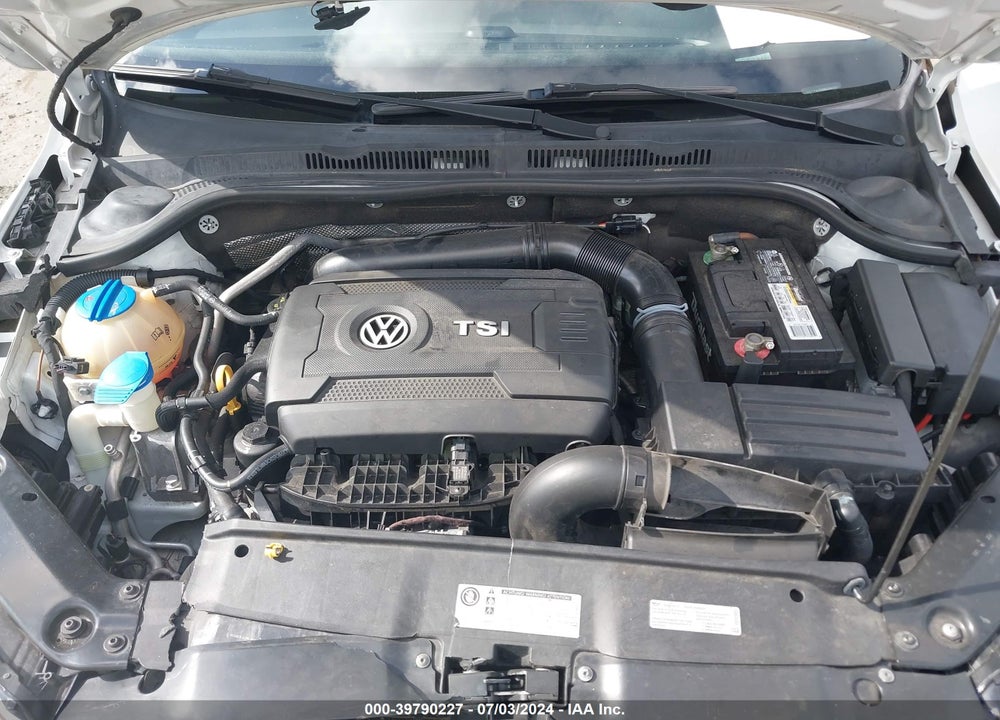 2016 VOLKSWAGEN JETTA 1.8T SPORT VIN: 3VWD17AJ2GM294732