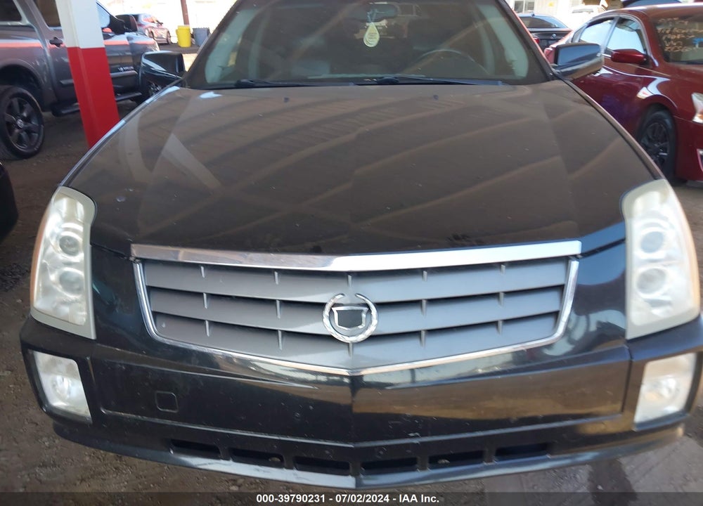 2005 CADILLAC SRX V6 VIN: 1GYEE637150135721