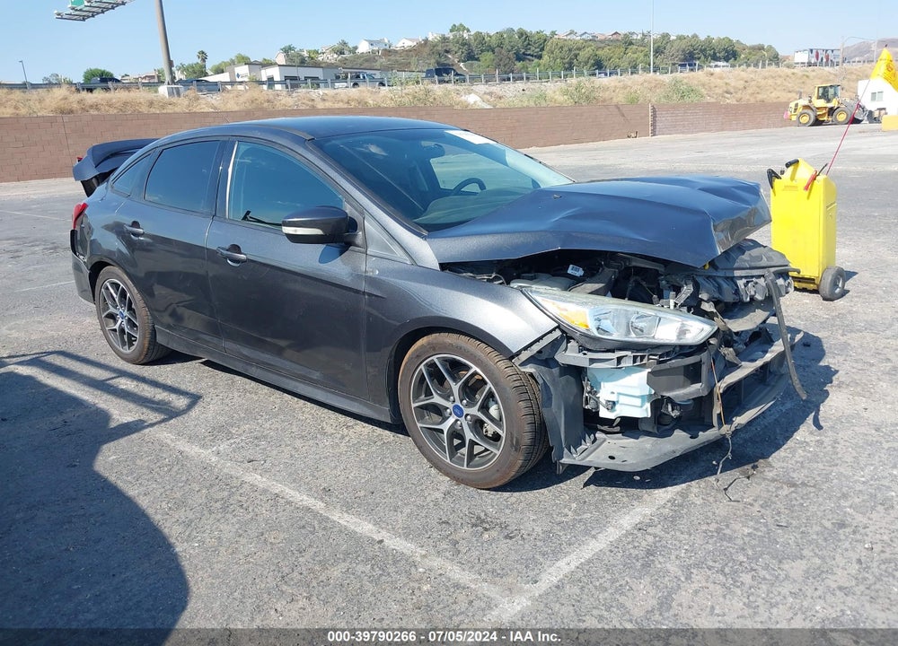 2016 FORD FOCUS SE VIN: 1FADP3F2XGL405918