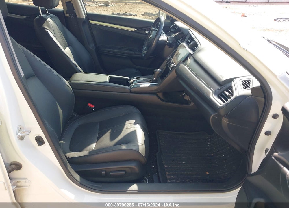 2018 HONDA CIVIC TOURING VIN: JHMFC1F94JX040120