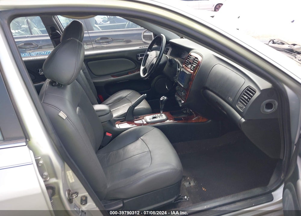 2005 HYUNDAI SONATA GLS/LX VIN: KMHWF35H35A105573