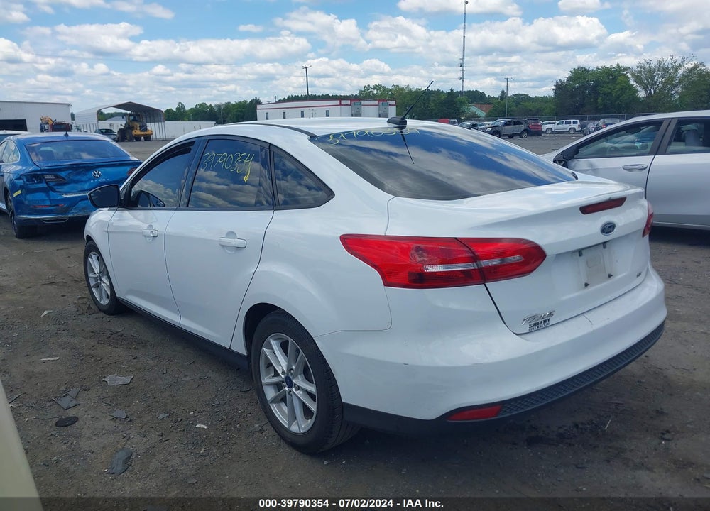 2018 FORD FOCUS SE VIN: 1FADP3F27JL309008