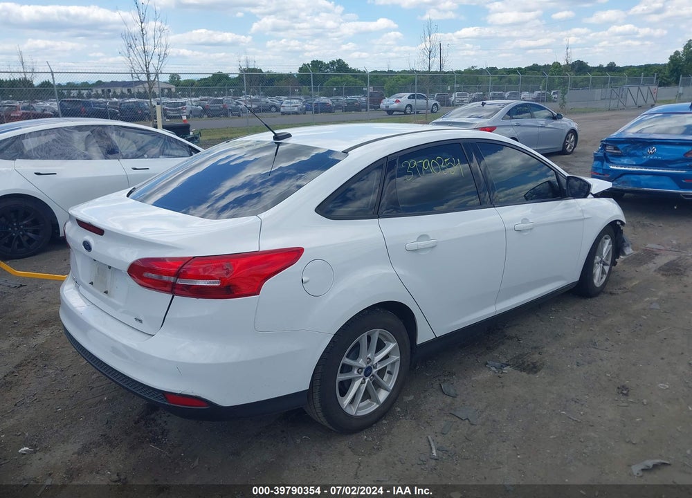 2018 FORD FOCUS SE VIN: 1FADP3F27JL309008