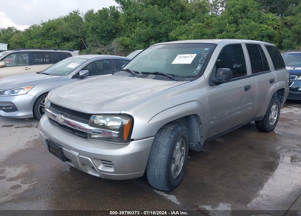 2004 CHEVROLET TRAILBLAZER LS VIN: 1GNDS13S642105562