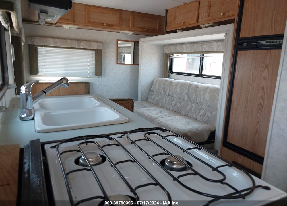 2001 TRAILER WANDERLITE VIN: 4XTFG21271C227833