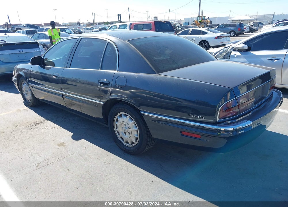 2000 BUICK PARK AVENUE ULTRA VIN: 1G4CU5414Y4266414