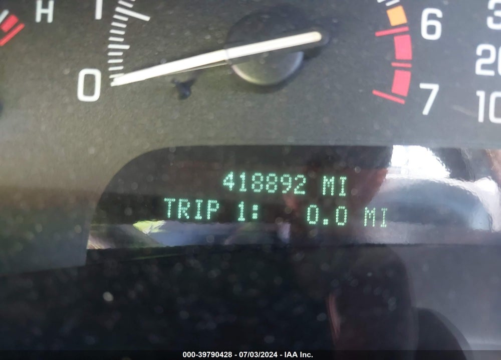 2000 BUICK PARK AVENUE ULTRA VIN: 1G4CU5414Y4266414
