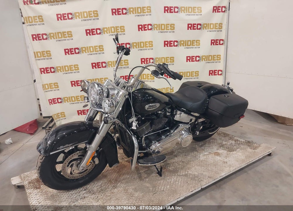2022 HARLEY-DAVIDSON FLHCS VIN: 1HD1YBK11NB042976