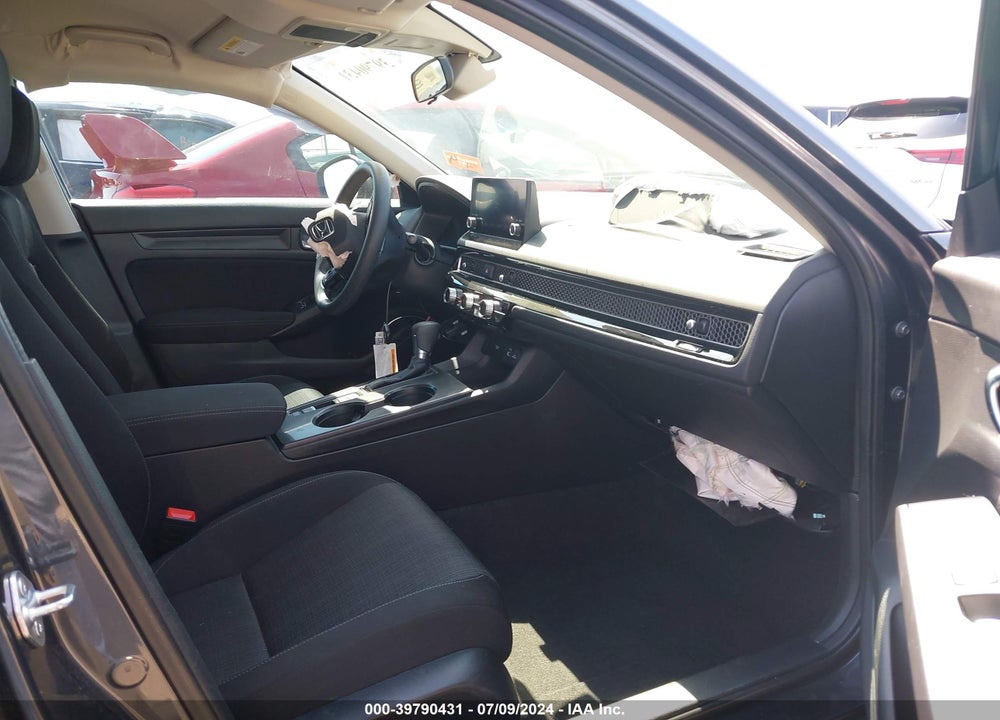 2022 HONDA CIVIC LX VIN: 2HGFE2F25NH518352