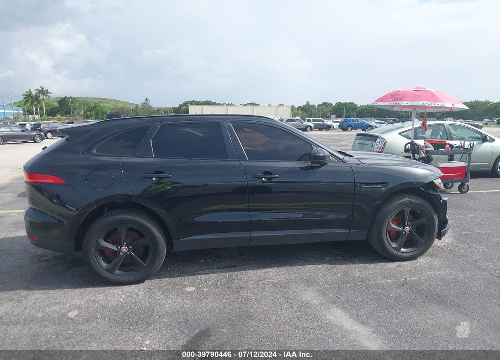 2018 JAGUAR F-PACE 25T PREMIUM VIN: SADCJ2FX7JA274614