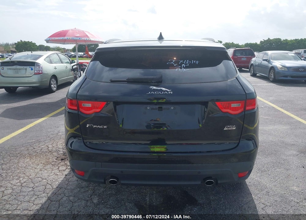 2018 JAGUAR F-PACE 25T PREMIUM VIN: SADCJ2FX7JA274614