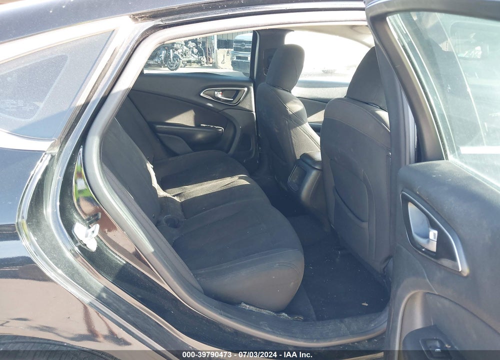 2016 CHRYSLER 200 LIMITED VIN: 1C3CCCABXGN119875
