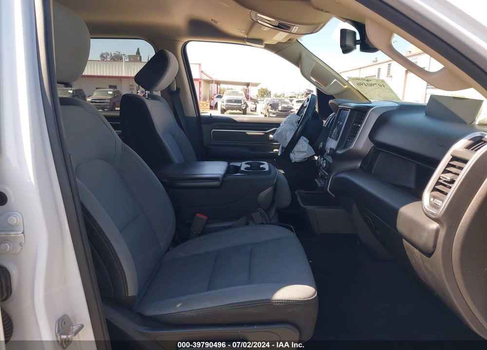 2019 RAM 1500 BIG HORN/LONE STAR 4X4 5'7 BOX VIN: 1C6SRFFT0KN696603