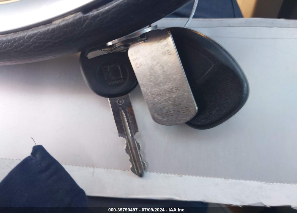2008 SATURN VUE V6 XE VIN: 3GSDL43N08S685777