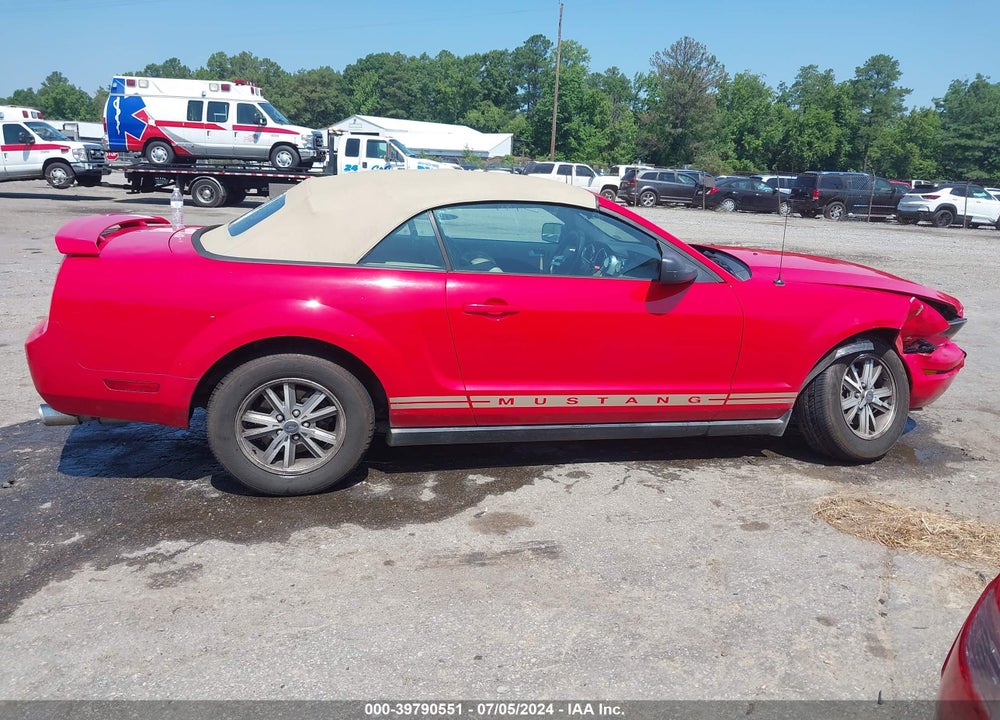 2005 FORD MUSTANG VIN: 1ZVFT84N555254896