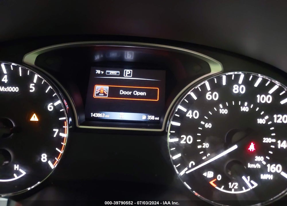 2018 NISSAN PATHFINDER SV VIN: 5N1DR2MM5JC652530