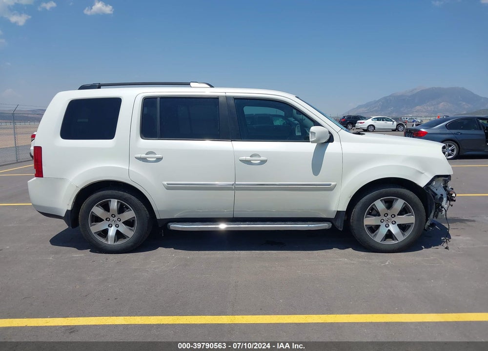 2014 HONDA PILOT TOURING VIN: 5FNYF4H95EB021298