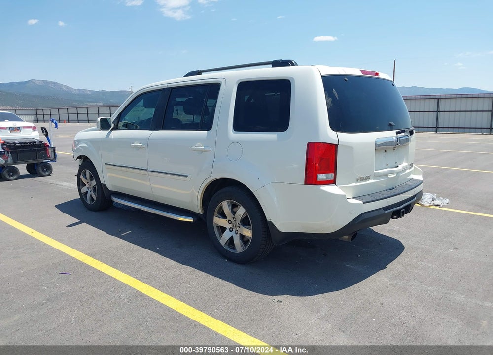 2014 HONDA PILOT TOURING VIN: 5FNYF4H95EB021298