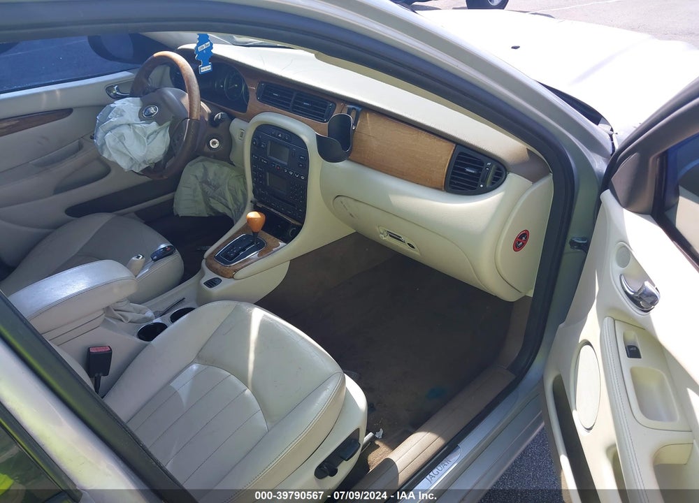 2005 JAGUAR X-TYPE 3.0 VIN: SAJWA51C15WE27211