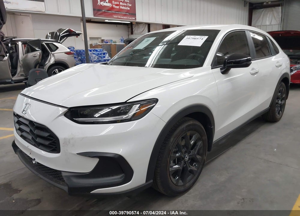 2024 HONDA HR-V VIN: 3CZRZ2H51RM745935