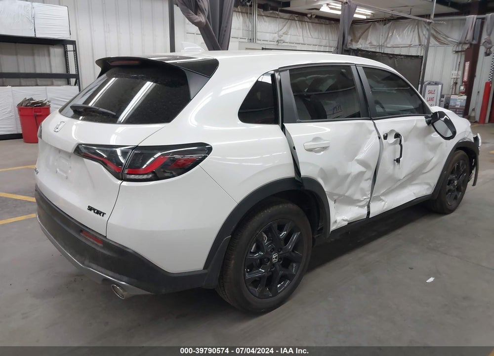 2024 HONDA HR-V VIN: 3CZRZ2H51RM745935