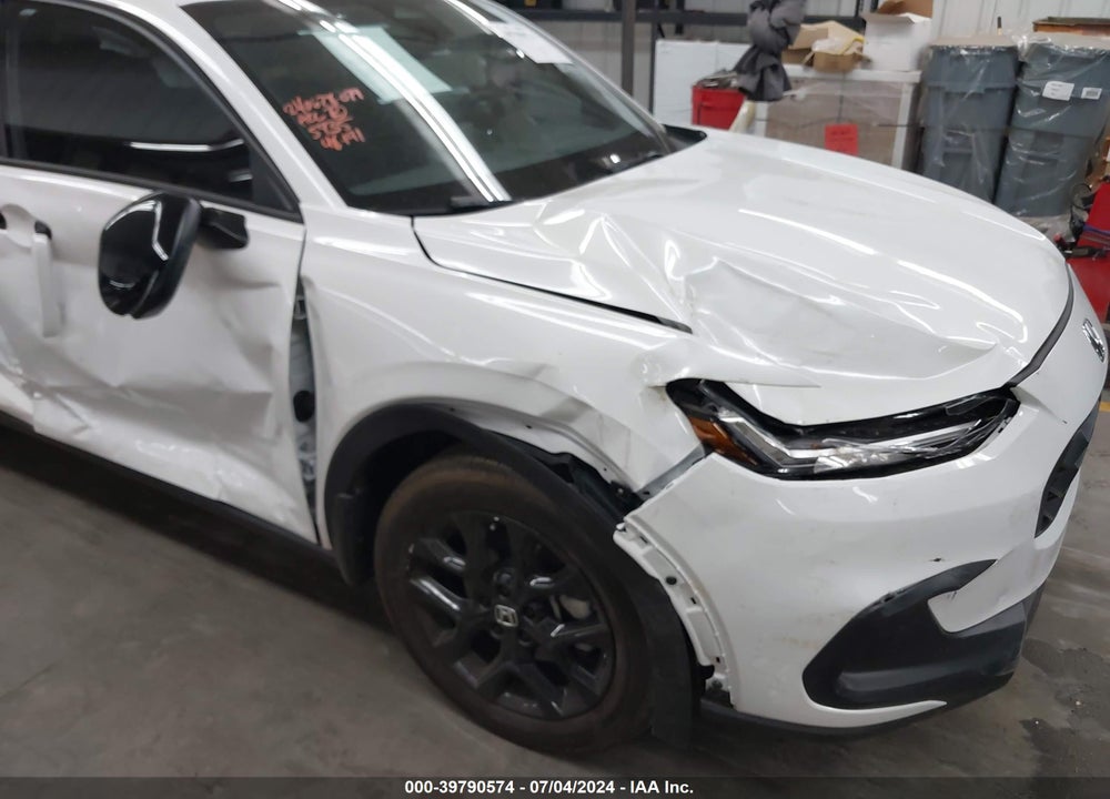 2024 HONDA HR-V VIN: 3CZRZ2H51RM745935