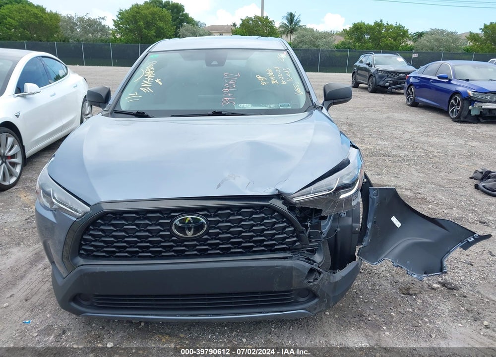 2022 TOYOTA COROLLA CROSS L VIN: 7MUAAABG5NV016853
