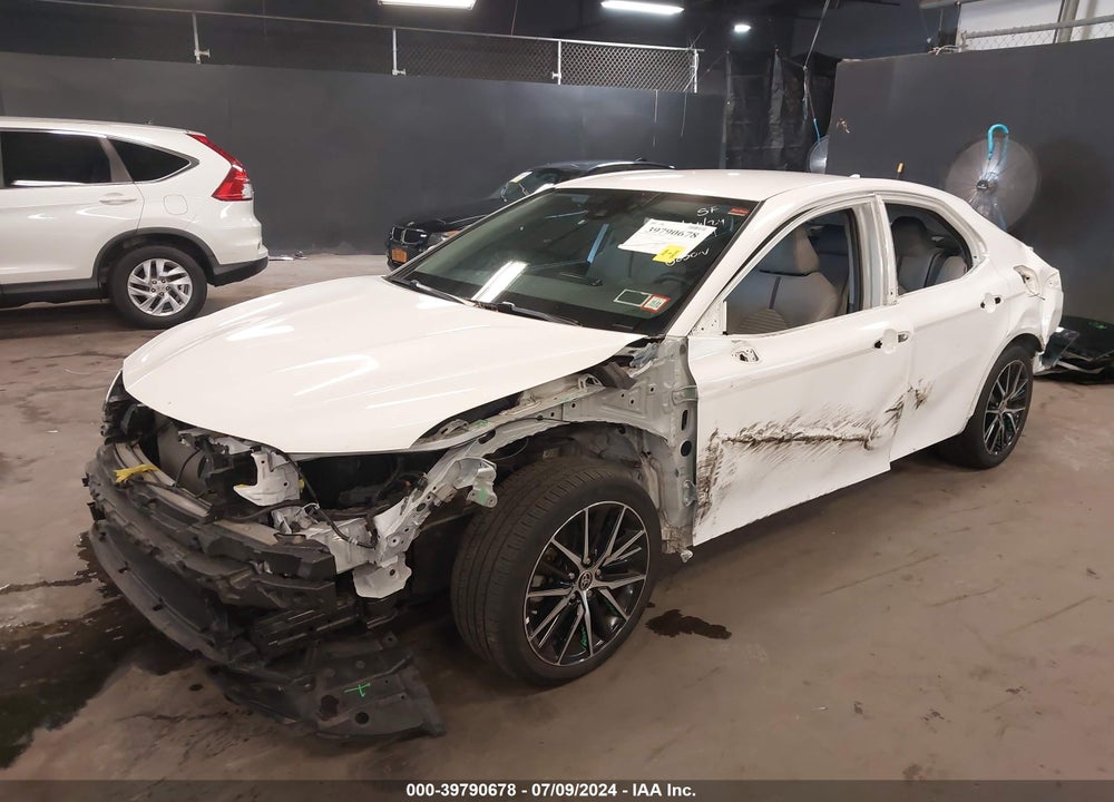 2022 TOYOTA CAMRY SE AWD VIN: 4T1G11BK8NU049295