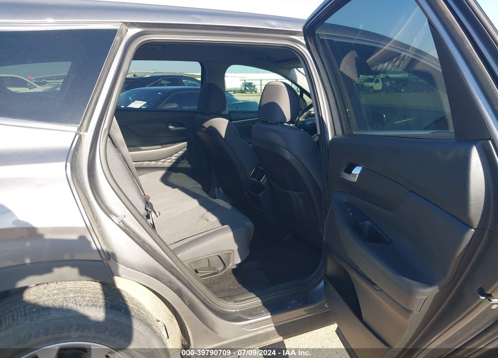 2019 HYUNDAI SANTA FE VIN: 5NMS33AD0KH132746
