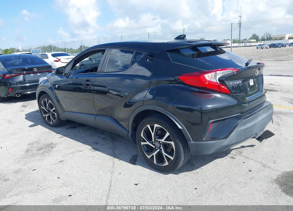 2019 TOYOTA C-HR XLE VIN: NMTKHMBX4KR074961