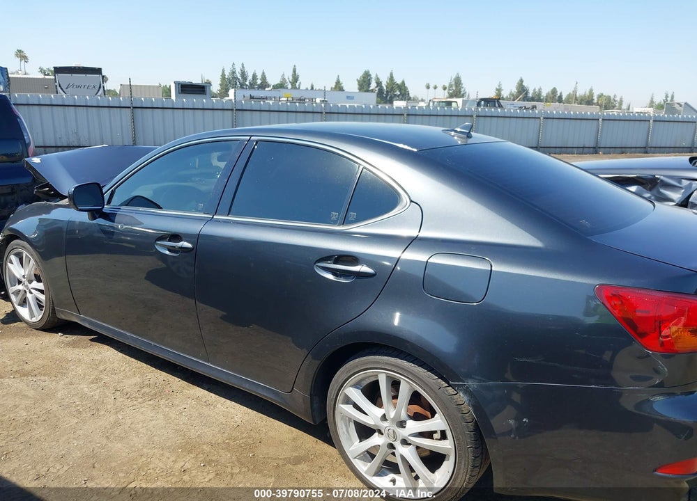 2007 LEXUS IS 250 VIN: JTHBK262775026856