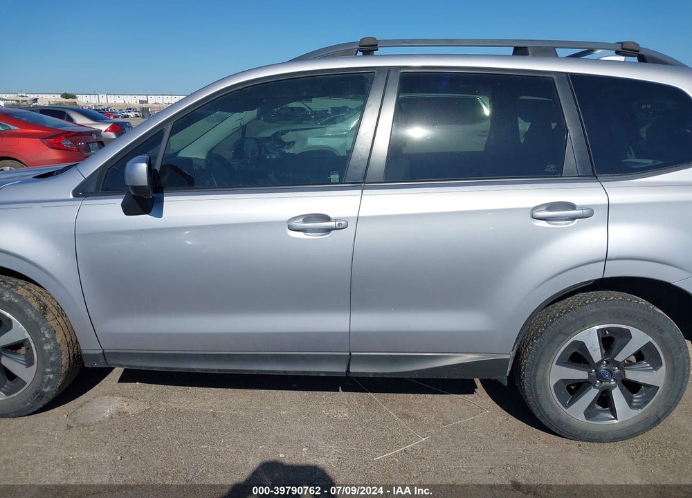 2017 SUBARU FORESTER PREMIUM VIN: JF2SJAEC8HH561706