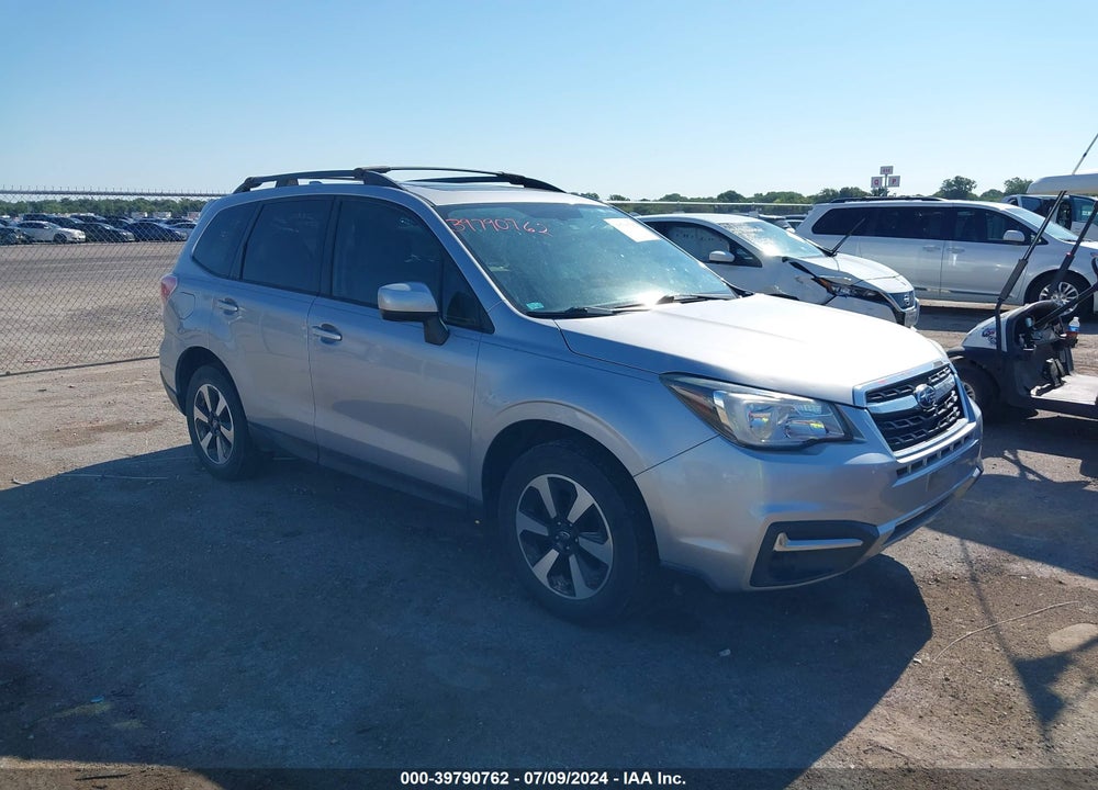 2017 SUBARU FORESTER PREMIUM VIN: JF2SJAEC8HH561706