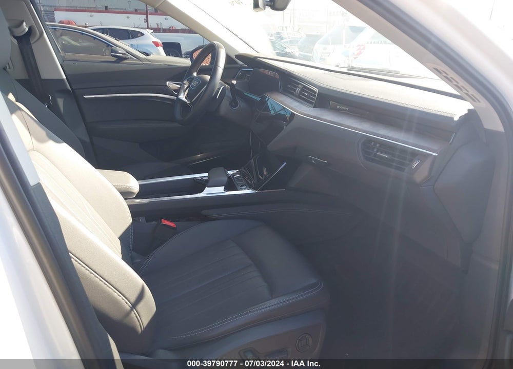 2020 AUDI E-TRON SPORTBACK PREMIUM PLUS QUATTRO VIN: WA12ABGE6LB037267